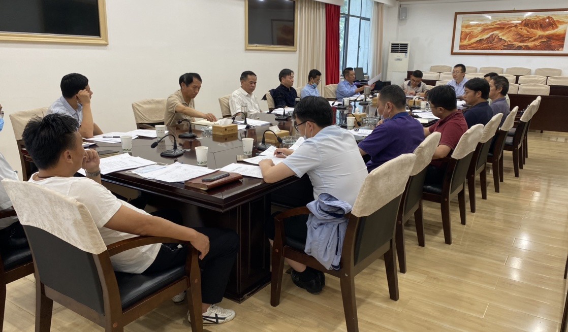 学校组织召开内部控制工作领导小组会议